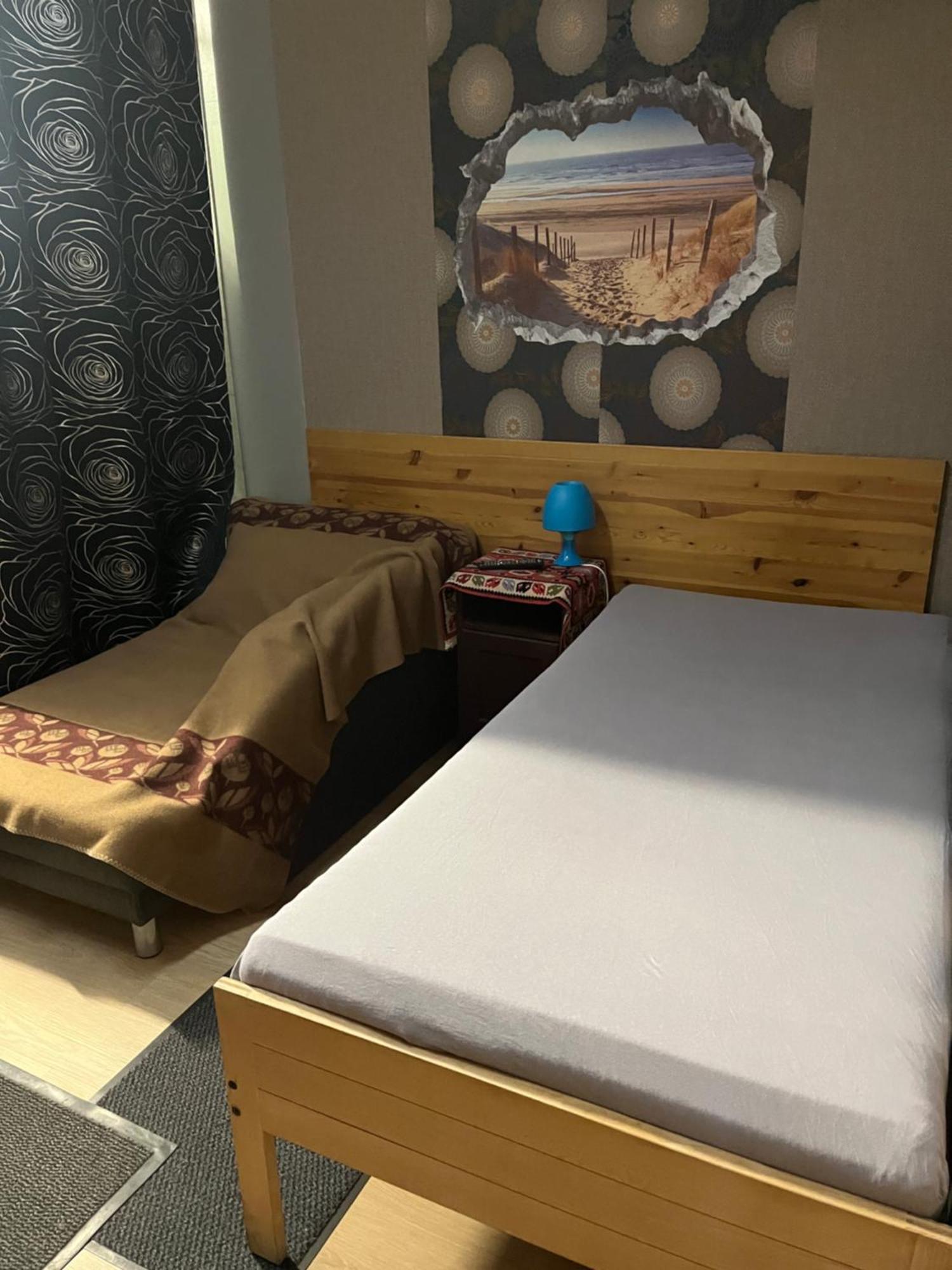 Hipokratios 3 Zimmer Mit Gemeinschaft Wc Fürth 외부 사진